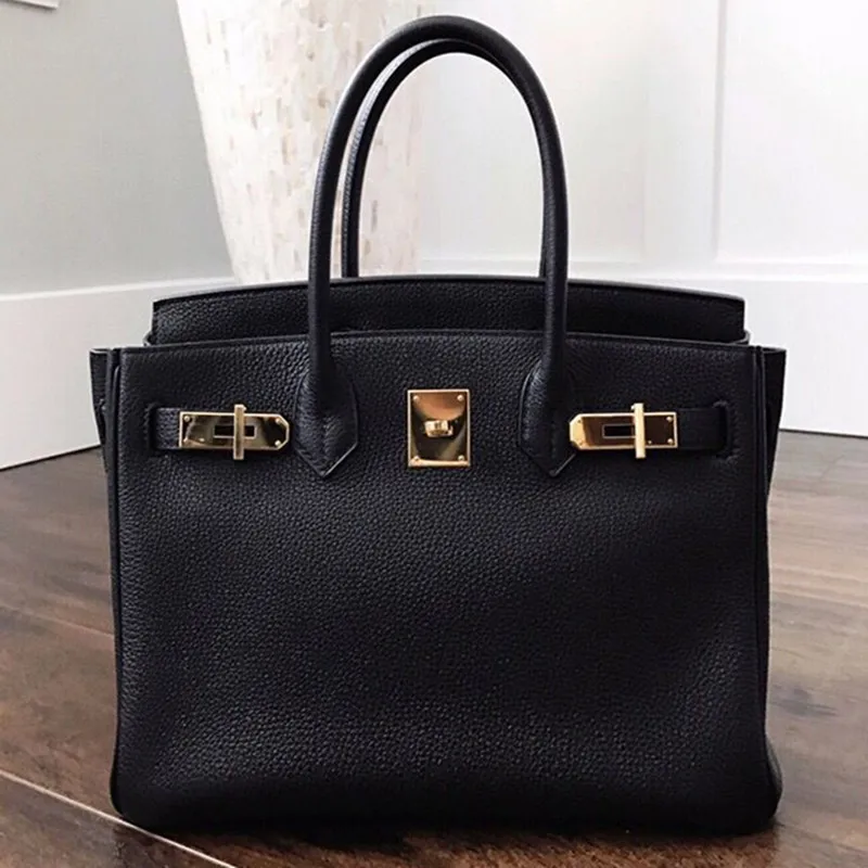 2021 New Men's Bag Handbag Men's Leather Cross Style Briefcase Business One Shoulder Crossbody Simple Business Bag BBQX25-BBQX27
2021 New Men's Bag Handbag Men's Leather Cross Style Briefcase Business One Shoulder Crossbody Simple Business Bag BBQX25-BBQX27