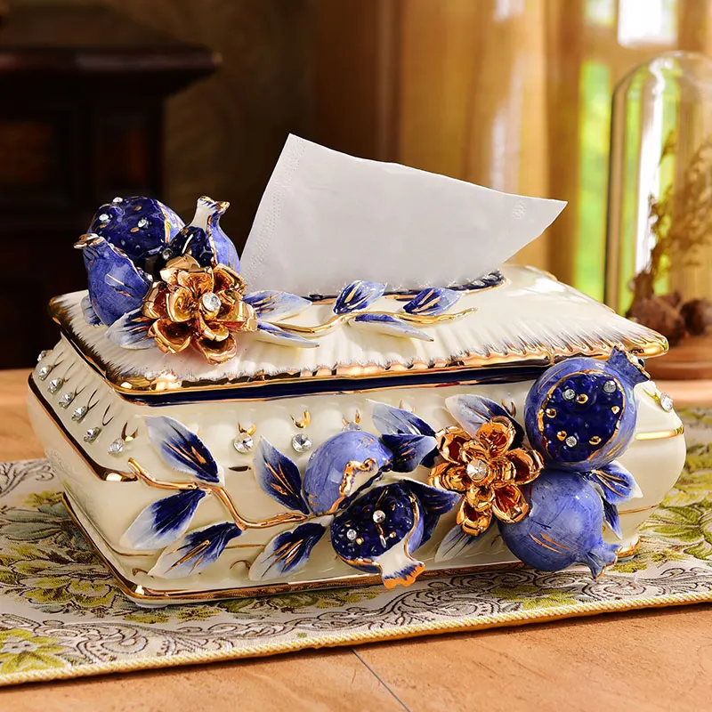 European Luxury Tissue Box Ceramic Living Room Creative Tissue Boxes Table Accessories Boite A Mouchoir Home Storage DF50ZJH
European Luxury Tissue Box Ceramic Living Room Creative Tissue Boxes Table Accessories Boite A Mouchoir Home Storage DF50ZJH