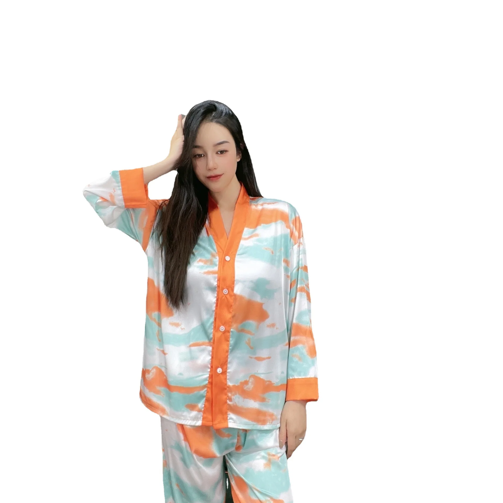 Pajamas Women's Ice Silk Autumn Women's Long Sleeve Home Clothes Silk Two-piece Set Dropshipping
Pajamas Women's Ice Silk Autumn Women's Long Sleeve Home Clothes Silk Two-piece Set Dropshipping
