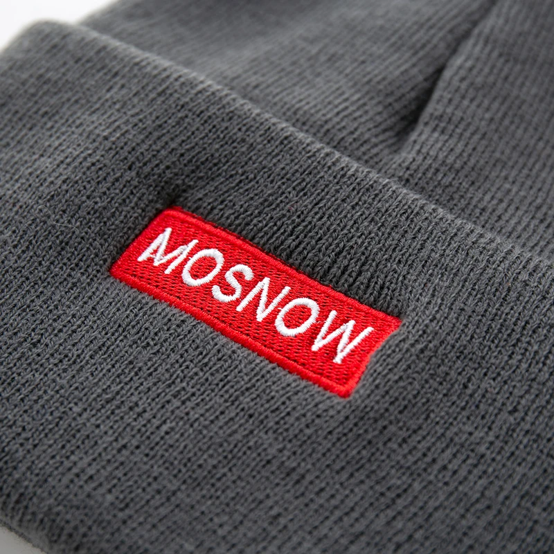 Embroidery Winter Hat Warm Knitted Hat Casual Beanie Hat For Adult Hip-Hop Ski Unisex Cap Solid Color New Fashion For Women
Embroidery Winter Hat Warm Knitted Hat Casual Beanie Hat For Adult Hip-Hop Ski Unisex Cap Solid Color New Fashion For Women