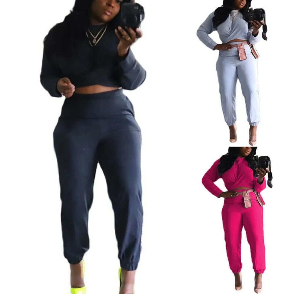 Женский спортивный костюм с длинным рукавом и брюками 
Женский спортивный костюм с длинным рукавом и брюками