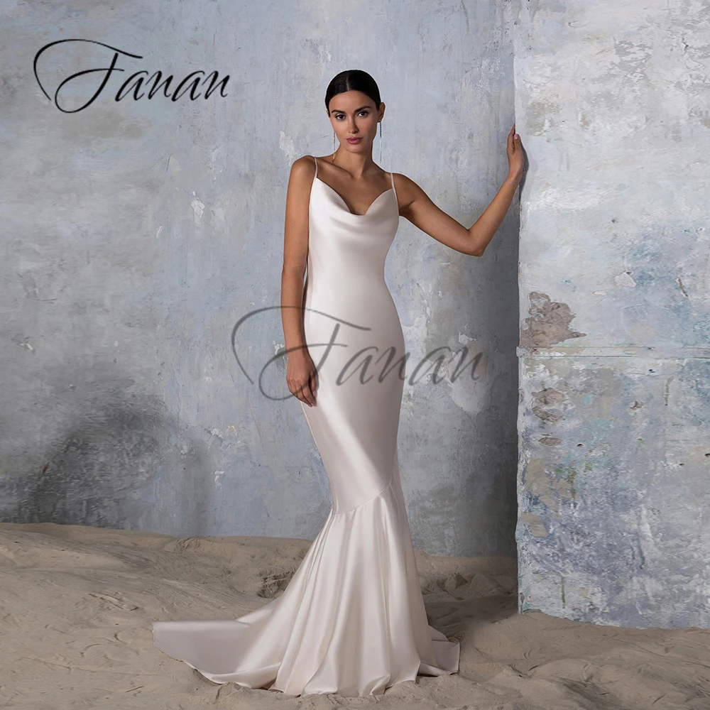 Simple V-Neck Mermaid Wedding Dresses Backless Satin Spaghetti Straps Sleeveless Bridal Gown vestidos de novia robe de mariée
Simple V-Neck Mermaid Wedding Dresses Backless Satin Spaghetti Straps Sleeveless Bridal Gown vestidos de novia robe de mariée