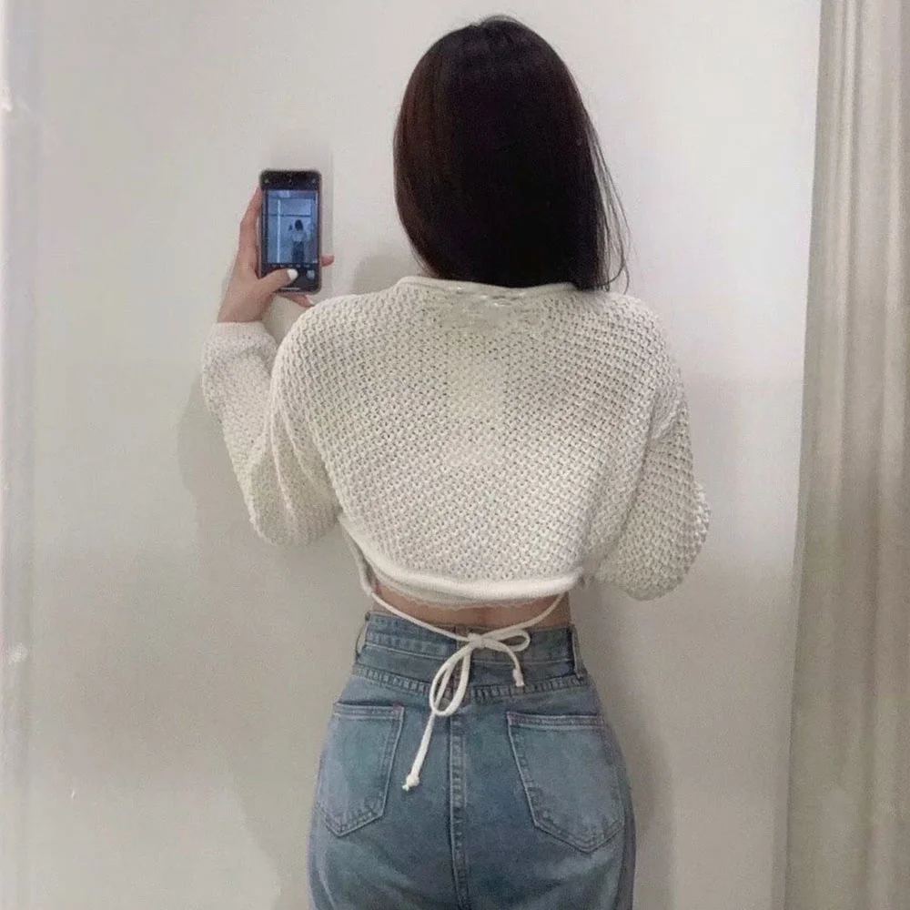2021 Women New Fashion Backless Drawstring Knitted Sweater Vintage O Neck Long Sleeve Female Pullovers Chic Tops
2021 Women New Fashion Backless Drawstring Knitted Sweater Vintage O Neck Long Sleeve Female Pullovers Chic Tops