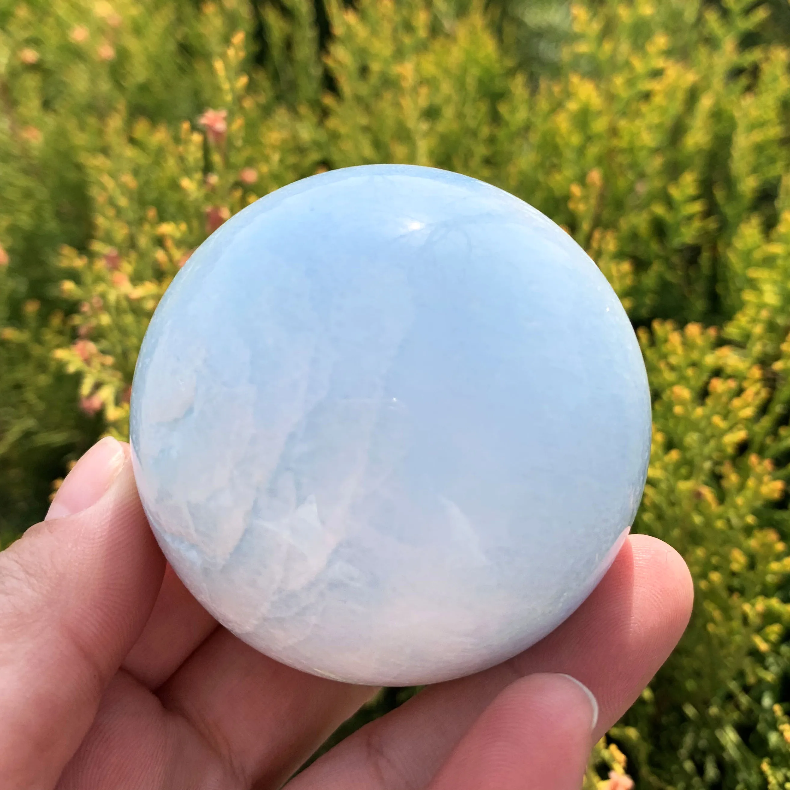 High Quality Blue Aragonite Ball Healing Crystal Stone Sphere Hot Sell Mineral For Home Decor
High Quality Blue Aragonite Ball Healing Crystal Stone Sphere Hot Sell Mineral For Home Decor