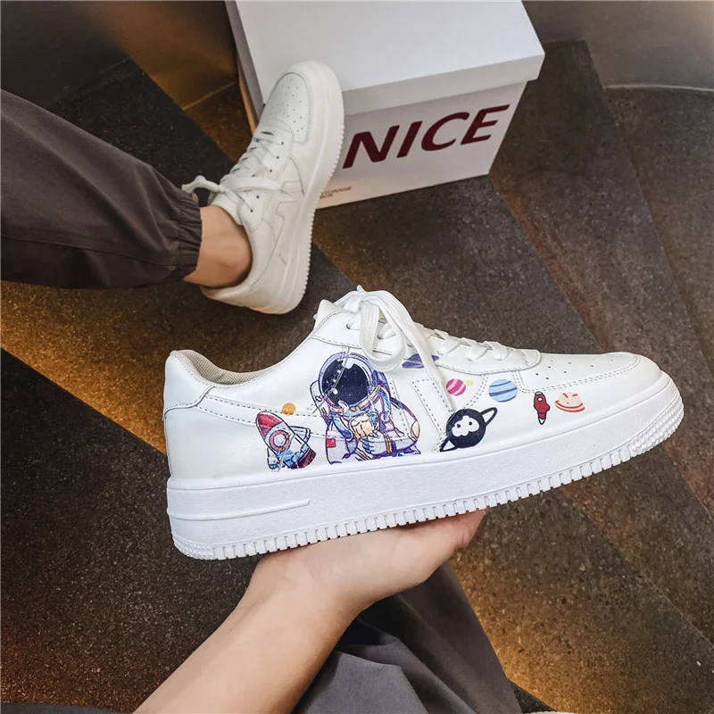 2021 Now Astronaut Cartoon Print High And Low Youth Casual Shoes Women Men's Sneakers Christmas Accessories Sneakers
2021 Now Astronaut Cartoon Print High And Low Youth Casual Shoes Women Men's Sneakers Christmas Accessories Sneakers