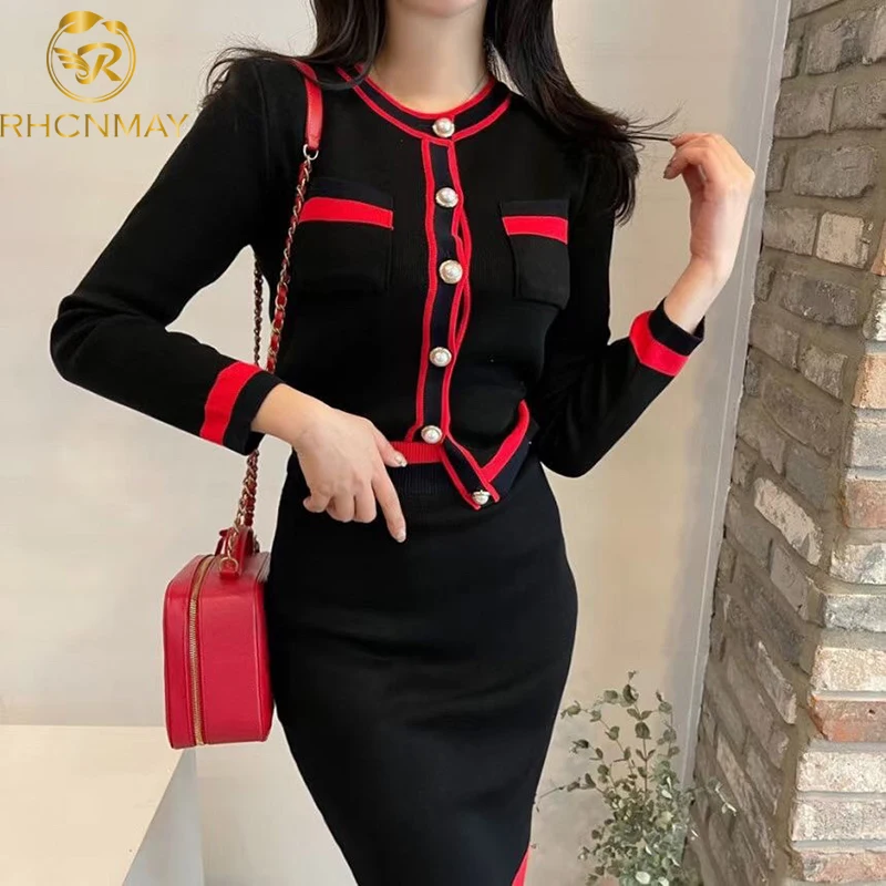 New Autumn Women Fashion Designer Skirt Set Long Sleeve Pockets Tops + High Waist Knee Skirt Knitting 2 Two Pieces Suits
New Autumn Women Fashion Designer Skirt Set Long Sleeve Pockets Tops + High Waist Knee Skirt Knitting 2 Two Pieces Suits