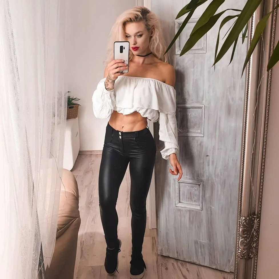 Melody Fashion Women Pants Faux Leather Pant Stretch Female Skinny Pants Black 2XL 3XL Scrunch Bum Workout Outfit for Winter
Melody Fashion Women Pants Faux Leather Pant Stretch Female Skinny Pants Black 2XL 3XL Scrunch Bum Workout Outfit for Winter