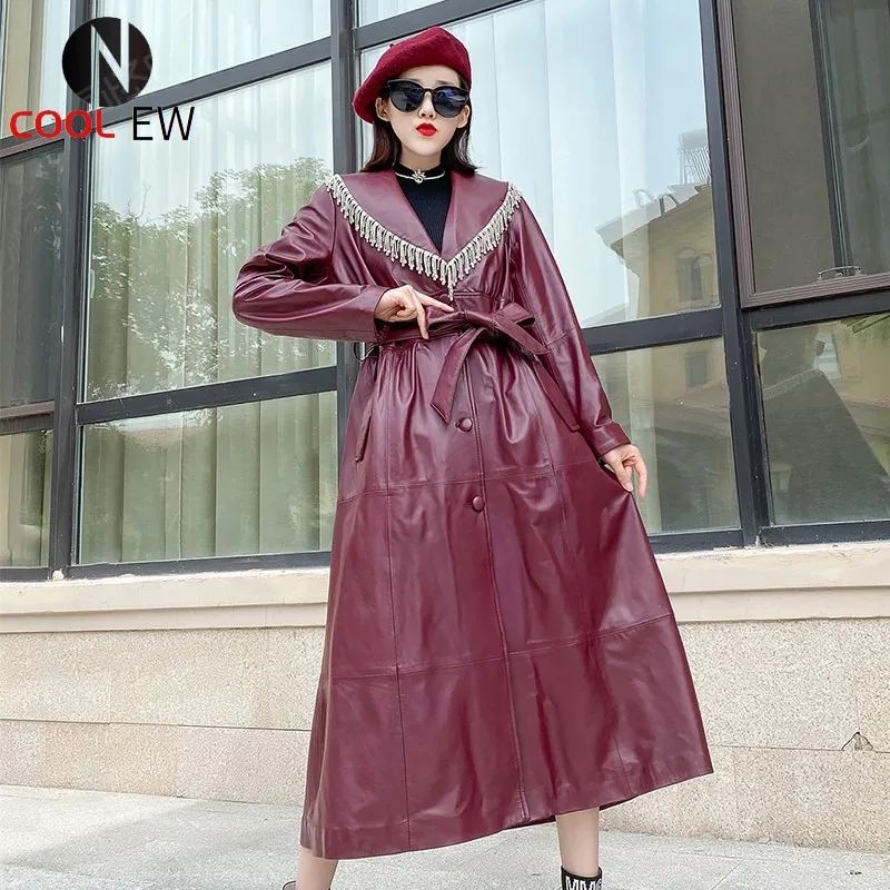 Vintage Women Diamonds Tassels Sheepskin Trench Coat 2021 Fashion Belted Slim Fit Windbreaker Ladies Long Genuine Leather Jacket
Vintage Women Diamonds Tassels Sheepskin Trench Coat 2021 Fashion Belted Slim Fit Windbreaker Ladies Long Genuine Leather Jacket