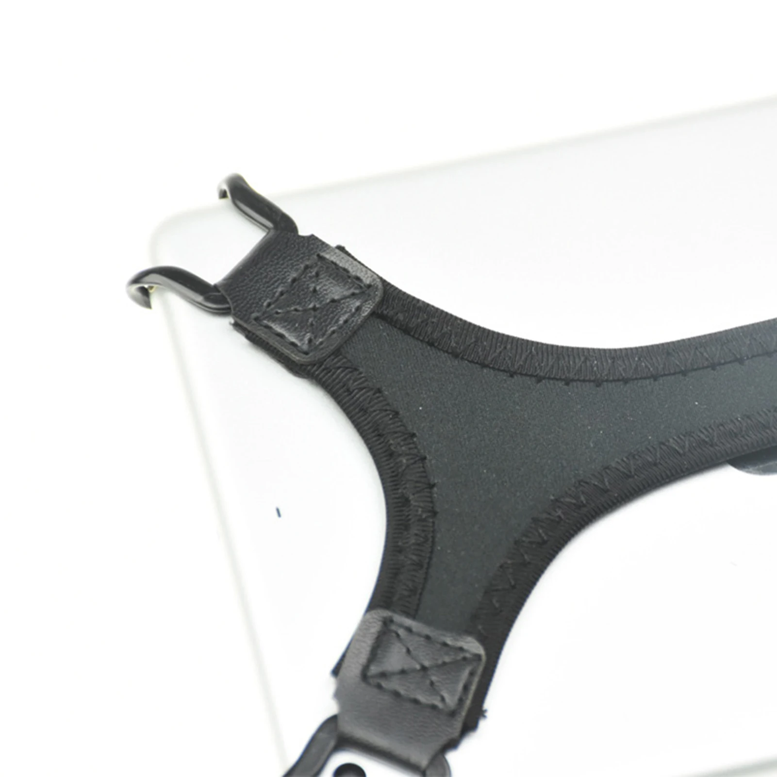 Universal Holder Finger Grip Adjustable Elastic Band Strap Bracket For iPad for 9/10 inch tablet
Universal Holder Finger Grip Adjustable Elastic Band Strap Bracket For iPad for 9/10 inch tablet