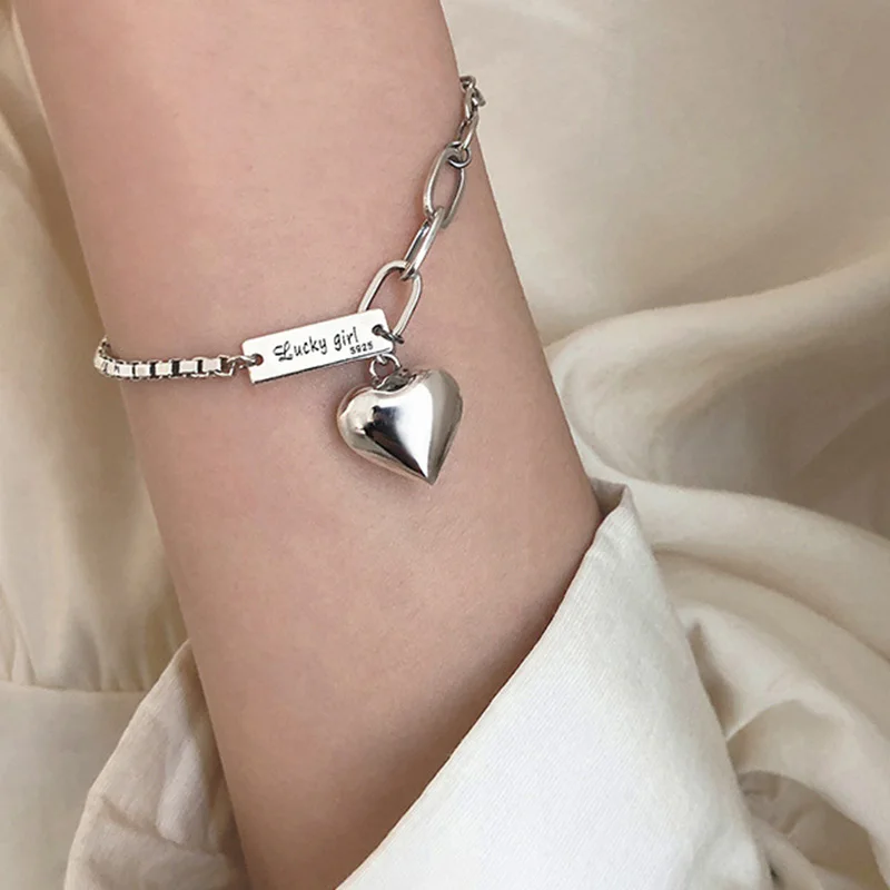 Punk Vintage Heart Geometric Metal Bracelet Chain for Men Women Cross Bar Charm Friendship Party Daily Wrap Jewelry Female Gifts
Punk Vintage Heart Geometric Metal Bracelet Chain for Men Women Cross Bar Charm Friendship Party Daily Wrap Jewelry Female Gifts