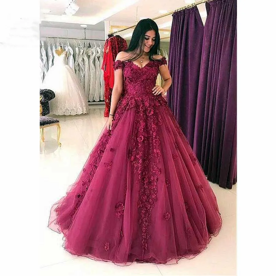 Red Appliqued A-Line 2021 Off Shoulder Prom dresses Long Graduation dresses Beaded Evening Formal Party Dress Plus Size
Red Appliqued A-Line 2021 Off Shoulder Prom dresses Long Graduation dresses Beaded Evening Formal Party Dress Plus Size