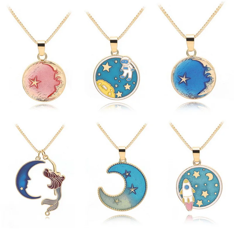 Romantic Starry Sky Cartoon Anime Astronaut Necklace Alloy Shiny Star Moon Pendant Give to Lovers Gift
Romantic Starry Sky Cartoon Anime Astronaut Necklace Alloy Shiny Star Moon Pendant Give to Lovers Gift