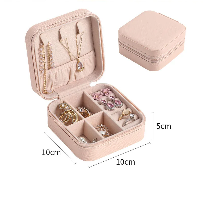 Super Portable Jewelry Box Jewelry Bag Flannel Ring Earring Earring Box Jewelry Travel Storage Box
Super Portable Jewelry Box Jewelry Bag Flannel Ring Earring Earring Box Jewelry Travel Storage Box