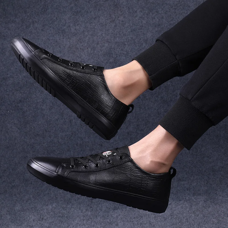 2019 style fashion men's shoes casual genuine leather male flats sneakers classics black lace up shoe man platform shoes for men
2019 style fashion men's shoes casual genuine leather male flats sneakers classics black lace up shoe man platform shoes for men