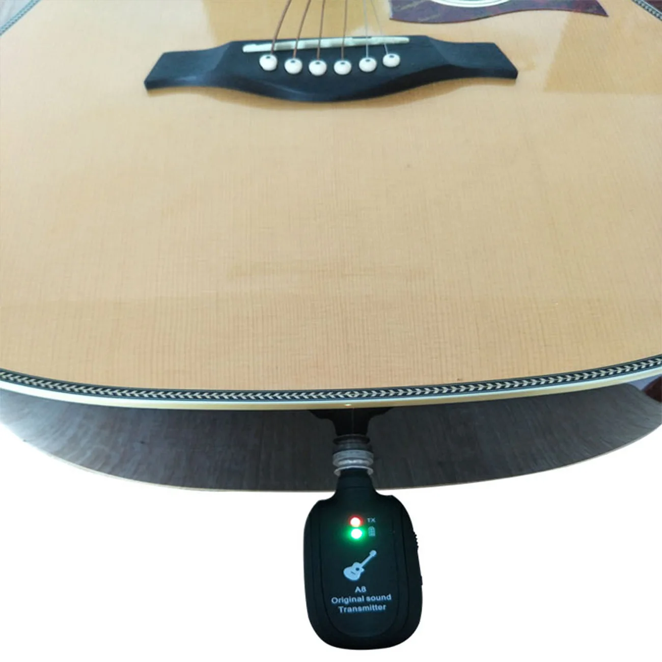 UHF Guitar Wireless System Transmitter Receiver Built-in Rechargeable Built-in Rechargeable Wireless Guitar Transmitter
UHF Guitar Wireless System Transmitter Receiver Built-in Rechargeable Built-in Rechargeable Wireless Guitar Transmitter