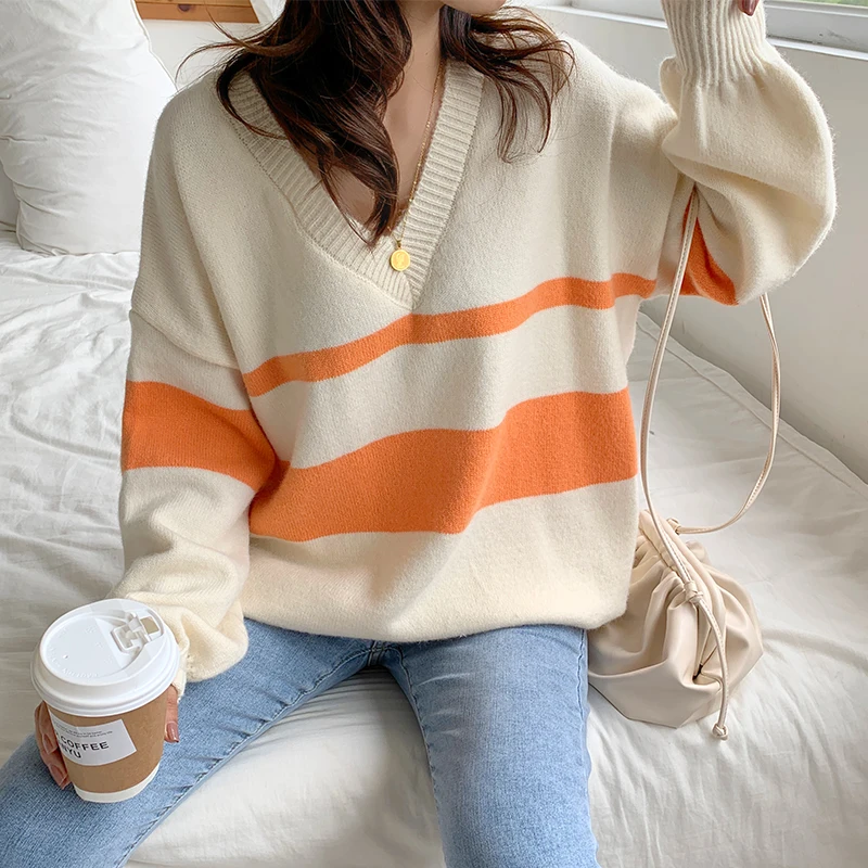 2020 New Arrival Sweet Young Sweater Shirt for Ladies Striped V-neck Sweater Shirt Simple All-match Sweater 2020 Hot Winter Top
2020 New Arrival Sweet Young Sweater Shirt for Ladies Striped V-neck Sweater Shirt Simple All-match Sweater 2020 Hot Winter Top