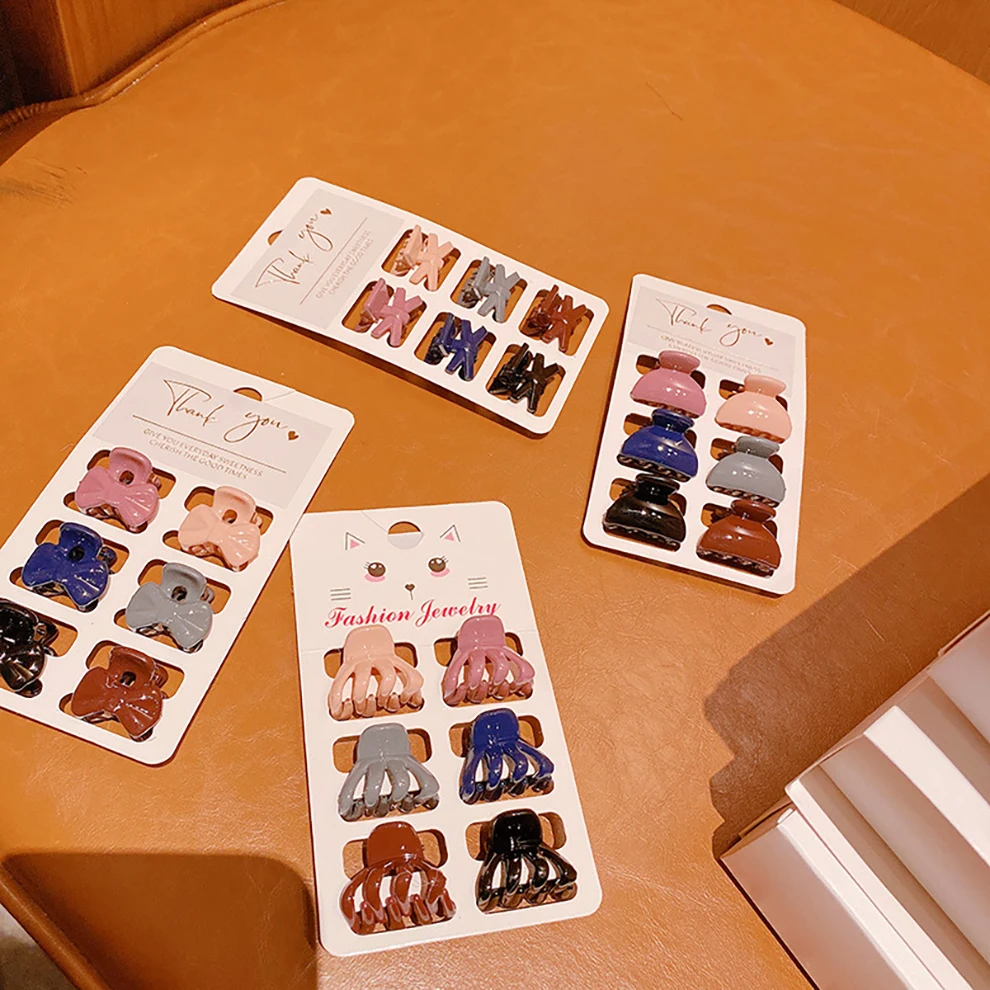 New Solid Color Hairpin Women Girl Hair Clip Small Hair Claw Bow Claw Clip Hair Styling Barrette Fashion Hair Accessories
New Solid Color Hairpin Women Girl Hair Clip Small Hair Claw Bow Claw Clip Hair Styling Barrette Fashion Hair Accessories
