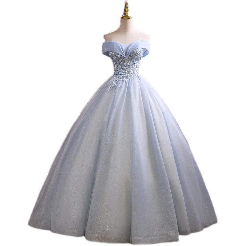 Princess Sweetheart Quinceanera Dresses 2022 Sweet 15 Ball Gown With Sleeve Appliques 3d Flowers Light Blue Party Pageant Dress
Princess Sweetheart Quinceanera Dresses 2022 Sweet 15 Ball Gown With Sleeve Appliques 3d Flowers Light Blue Party Pageant Dress