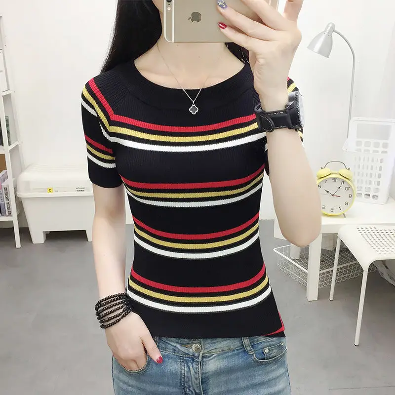 Ice silk bottomed shirt for ladies with new striped T-shirt in spring 2021
Ice silk bottomed shirt for ladies with new striped T-shirt in spring 2021