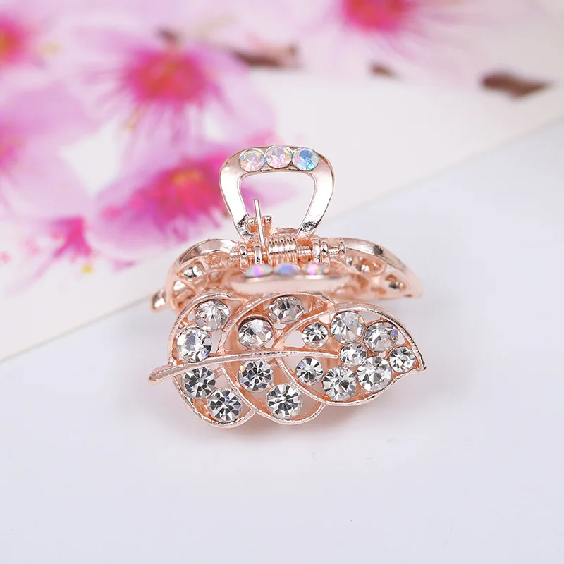 1PC New hot creative trend Korean leaf small clip exquisite lady alloy diamond lady clip hair accessories
1PC New hot creative trend Korean leaf small clip exquisite lady alloy diamond lady clip hair accessories