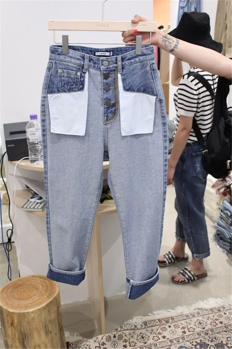 Spring new blue female Korean version of the loose wild wide leg high waist jeans
Spring new blue female Korean version of the loose wild wide leg high waist jeans