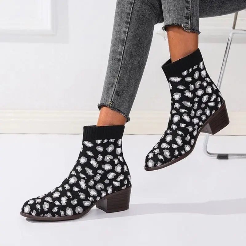 Kemekiss Fashion Women Ankle Boots Leopard Winter Women Shoes Western Style Designer Short Boot Ladies Footwear Size 35-43
Kemekiss Fashion Women Ankle Boots Leopard Winter Women Shoes Western Style Designer Short Boot Ladies Footwear Size 35-43