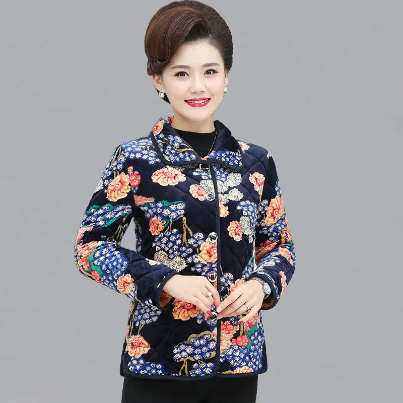 Women 2022 Winter New Middle-Aged Elderly Cotton Parkas Female Warm Velvet Jackets Ladies Printed Cotton-padded Coats R906
Women 2022 Winter New Middle-Aged Elderly Cotton Parkas Female Warm Velvet Jackets Ladies Printed Cotton-padded Coats R906