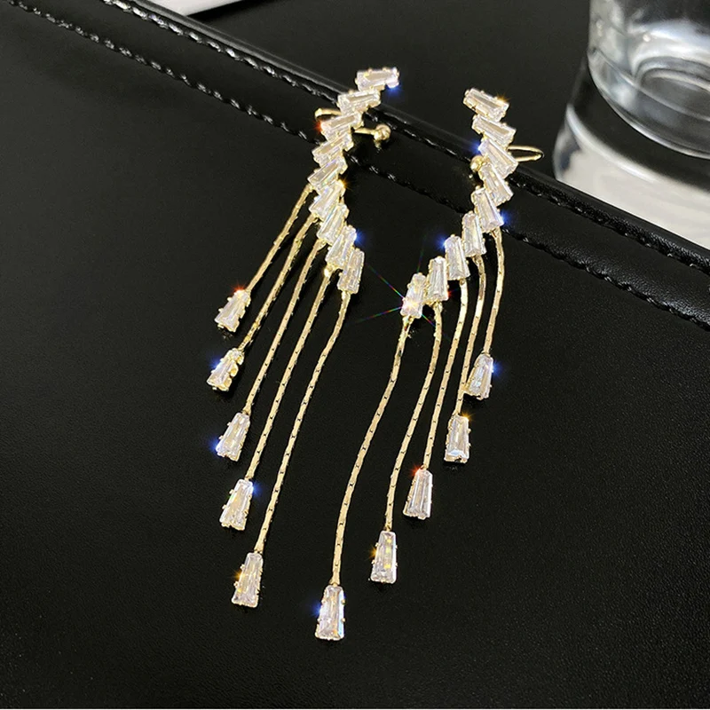 XIYANIKE Shining Luxury Rhinestone Earrings For Women Elegant Multiple Tassel Earrings Long Pendent Party Jewelry Gift 2020
XIYANIKE Shining Luxury Rhinestone Earrings For Women Elegant Multiple Tassel Earrings Long Pendent Party Jewelry Gift 2020