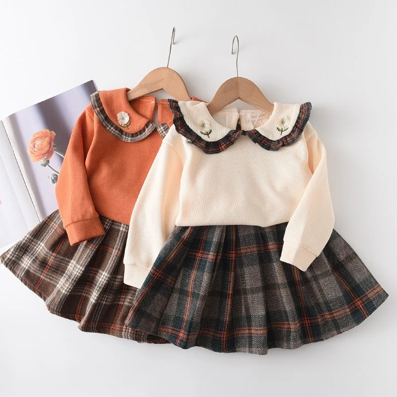 PatPat 2-piece Baby / Toddler Embroidery Plaid Ruffled Top and Skirt Set for Kids Girl Clothing Sets Dreese
PatPat 2-piece Baby / Toddler Embroidery Plaid Ruffled Top and Skirt Set for Kids Girl Clothing Sets Dreese