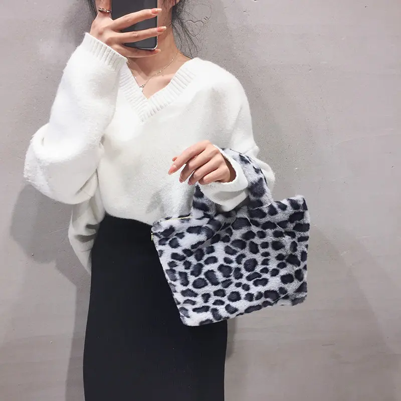 

Plush Bag Women's Fashion Shoppers Leopard Print Small Bags Party Chain Woman Famous Brands 2021 Designer Tote Bag