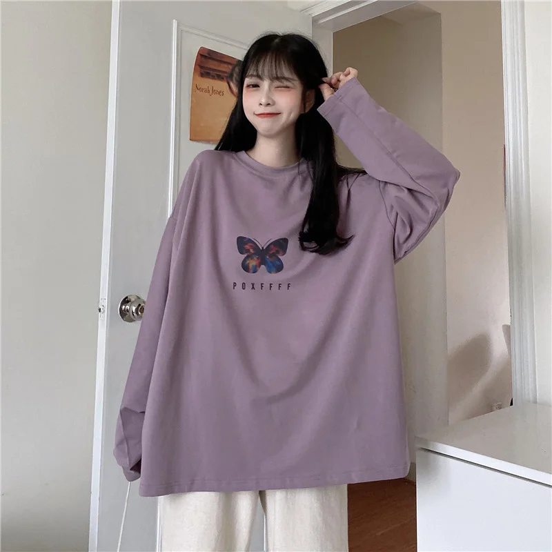 Новинка Осень ленивый ветер большая футболка средней длины с длинным рукавом женский тонкий свитер с принтом бабочки модный 
Новинка Осень ленивый ветер большая футболка средней длины с длинным рукавом женский тонкий свитер с принтом бабочки модный