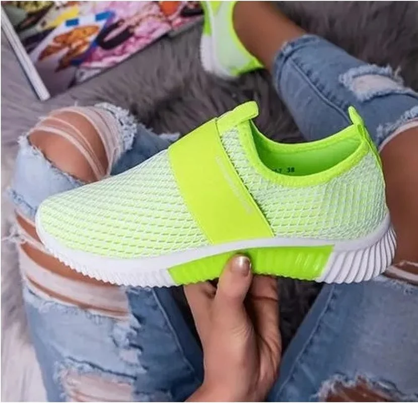 New Women Velcro Vulcanized Shoes 2021 Summer Comfortable Mountaineering Sports Sneakers Breathable Running Soft Sole Anti Slip
New Women Velcro Vulcanized Shoes 2021 Summer Comfortable Mountaineering Sports Sneakers Breathable Running Soft Sole Anti Slip