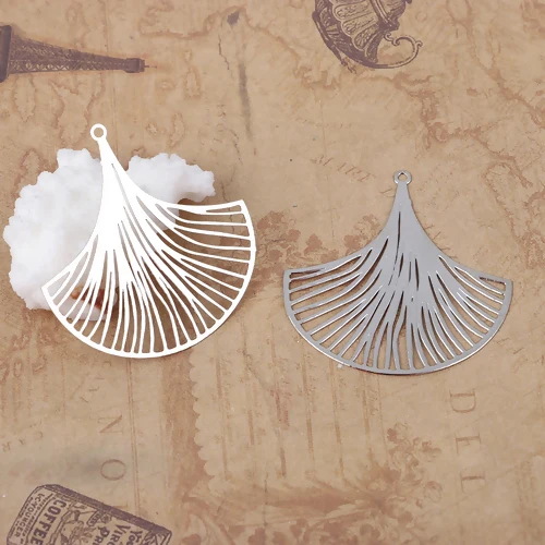 Ginkgo Leaf Charms Iron Based Filigree Pendants Alloy Silver Color Filigree 39*38mm For DIY Jewelry Finding Accessories, 2 PCs
Ginkgo Leaf Charms Iron Based Filigree Pendants Alloy Silver Color Filigree 39*38mm For DIY Jewelry Finding Accessories, 2 PCs