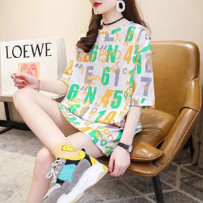 Letter pattern Women shirts Casual Temperament Long Loose Printed Round Neck Long Sleeves shirts for women
Letter pattern Women shirts Casual Temperament Long Loose Printed Round Neck Long Sleeves shirts for women