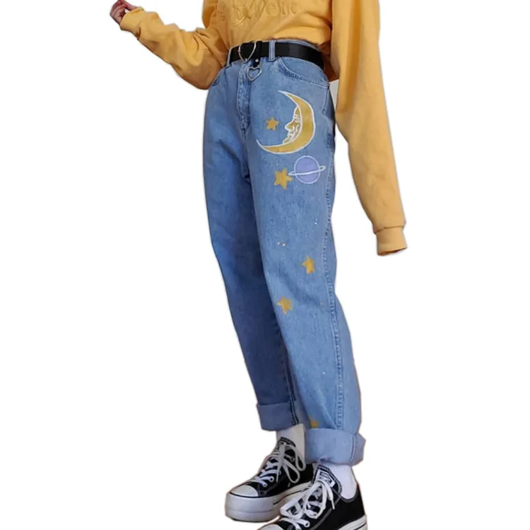 Straight Women's Cute Jeans Baggy Vintage High Waist Moon Star Pattern Young Girls Denim Pants Streetwear 2020 Female Long Jeans
Straight Women's Cute Jeans Baggy Vintage High Waist Moon Star Pattern Young Girls Denim Pants Streetwear 2020 Female Long Jeans