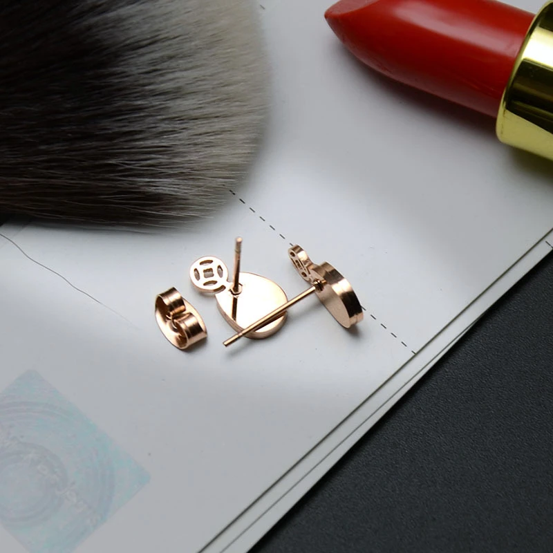 Wholesale Jewelry Bijoux Cute Money Cat Stud Earrings For Women Simple Rose Gold Color Stainless Steel Ear Aretes Men Gifts
Wholesale Jewelry Bijoux Cute Money Cat Stud Earrings For Women Simple Rose Gold Color Stainless Steel Ear Aretes Men Gifts