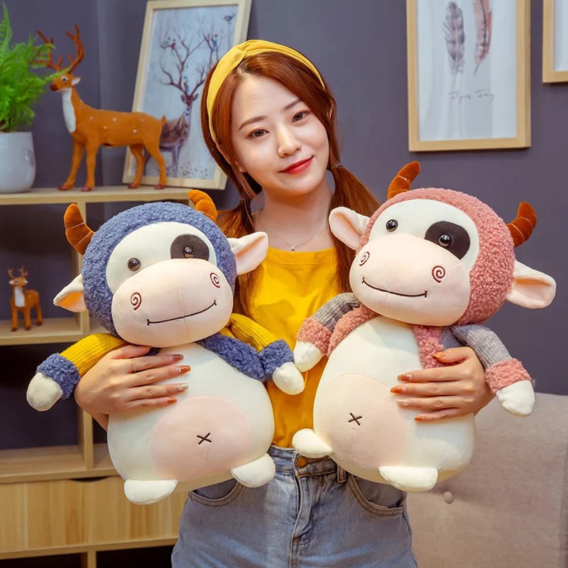 Hot 25/35/45cm Super Soft Lovely Stuffed Cattle Plush Toys Cute Animals Milk Cow Plush Doll Kids Baby Huggable Toy Cartoon Gifts
Hot 25/35/45cm Super Soft Lovely Stuffed Cattle Plush Toys Cute Animals Milk Cow Plush Doll Kids Baby Huggable Toy Cartoon Gifts