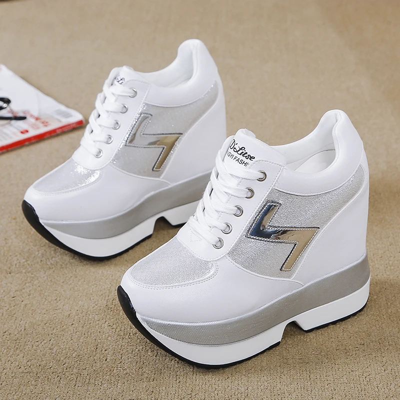 Ladies High-top Casual Shoes 10 Cm Thick-soled Sneakers White Korean Lace-up Casual Sneakers Single Shoes Women Shoes 2021
Ladies High-top Casual Shoes 10 Cm Thick-soled Sneakers White Korean Lace-up Casual Sneakers Single Shoes Women Shoes 2021