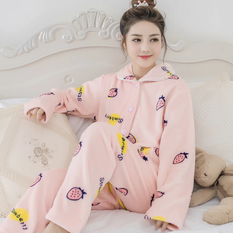 Winter Long Sleeve Women Pajamas Set Cardigan Strawberry Print Warm Thick Flannel Pyjamas Set Lapel Coral Velvet Women SleepWear 
Winter Long Sleeve Women Pajamas Set Cardigan Strawberry Print Warm Thick Flannel Pyjamas Set Lapel Coral Velvet Women SleepWear