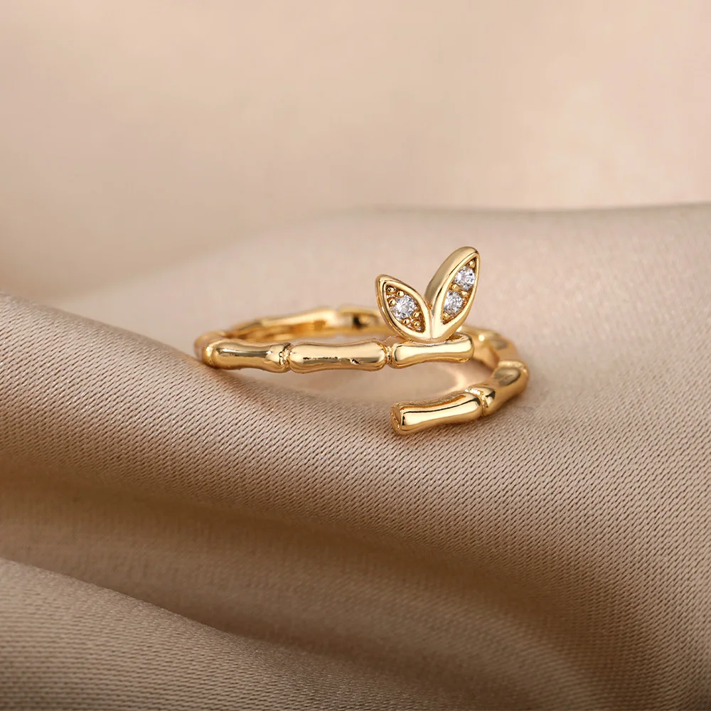 Retro Minimalist Silver Color Open Rings For Women Personality Feather Butterfly Adjustable Finger Ring Girl Jewelry Gift
Retro Minimalist Silver Color Open Rings For Women Personality Feather Butterfly Adjustable Finger Ring Girl Jewelry Gift