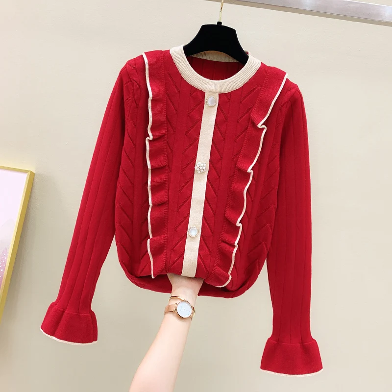 Autumn Winter Sweaters Women New Ruffles Knitted Beading Buttons O-Neck Flare Sleeve Knitwear Sweater Korean Version Top Female
Autumn Winter Sweaters Women New Ruffles Knitted Beading Buttons O-Neck Flare Sleeve Knitwear Sweater Korean Version Top Female