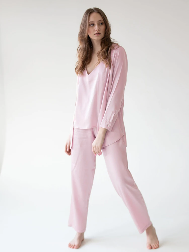 Осенние женские пижамные халаты, комплекты, однотонная Домашняя одежда, брюки, костюмы, атласная ночная рубашка, одежда для сна, женская пиж...
Осенние женские пижамные халаты, комплекты, однотонная Домашняя одежда, брюки, костюмы, атласная ночная рубашка, одежда для сна, женская пиж...