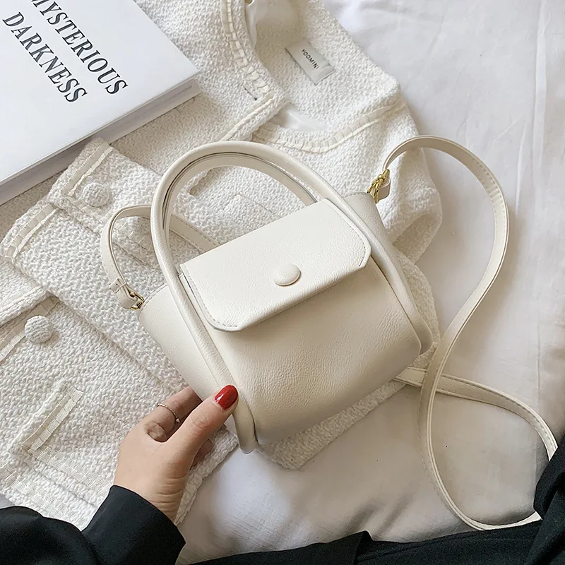 2021 Summer New Fashion Small Square Bag Simple Single Shoulder Messenger Bag Crossbody Bags for Women Purses and Handbags
2021 Summer New Fashion Small Square Bag Simple Single Shoulder Messenger Bag Crossbody Bags for Women Purses and Handbags