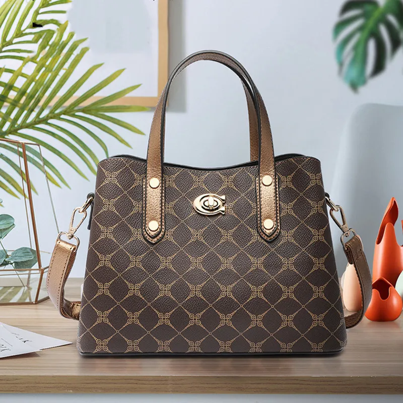 2021 New Style Vintage Prints Lock Bucket Bags for Women Luxury Designer Brand Boutique Split Leather Dating Purses Sac Luxe Cc
2021 New Style Vintage Prints Lock Bucket Bags for Women Luxury Designer Brand Boutique Split Leather Dating Purses Sac Luxe Cc