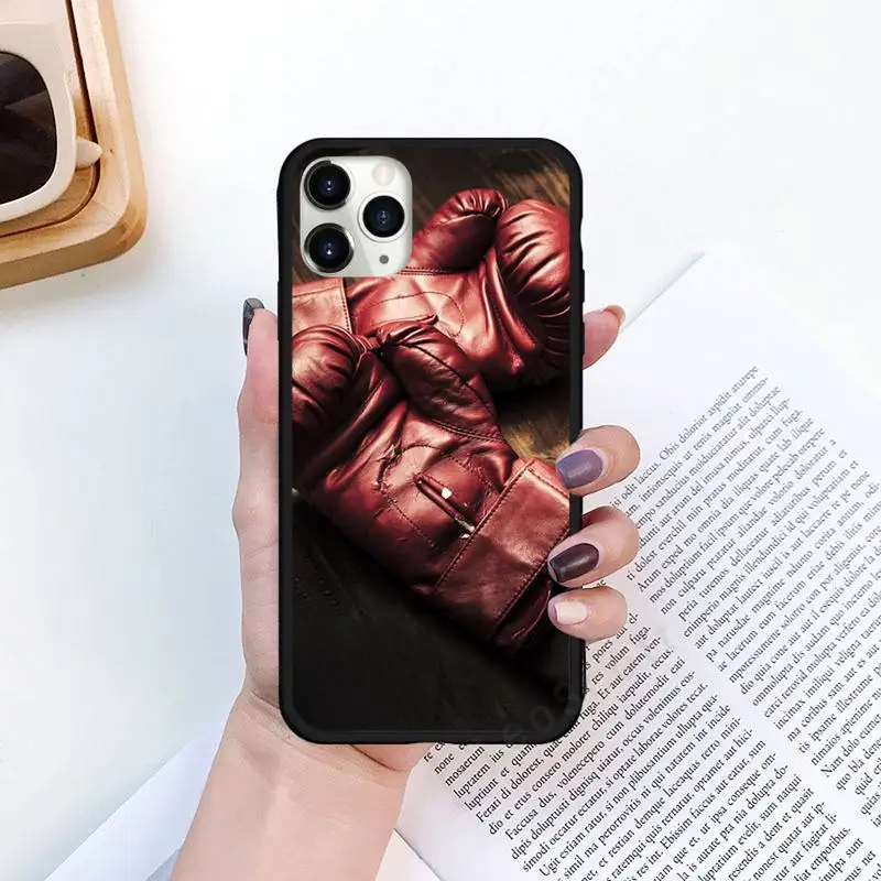 Sports Boxing Gloves Phone Cases for iPhone 11 12 pro XS MAX 8 7 6 6S Plus X 5S SE 2020 XR Luxury brand shell funda coque
Sports Boxing Gloves Phone Cases for iPhone 11 12 pro XS MAX 8 7 6 6S Plus X 5S SE 2020 XR Luxury brand shell funda coque