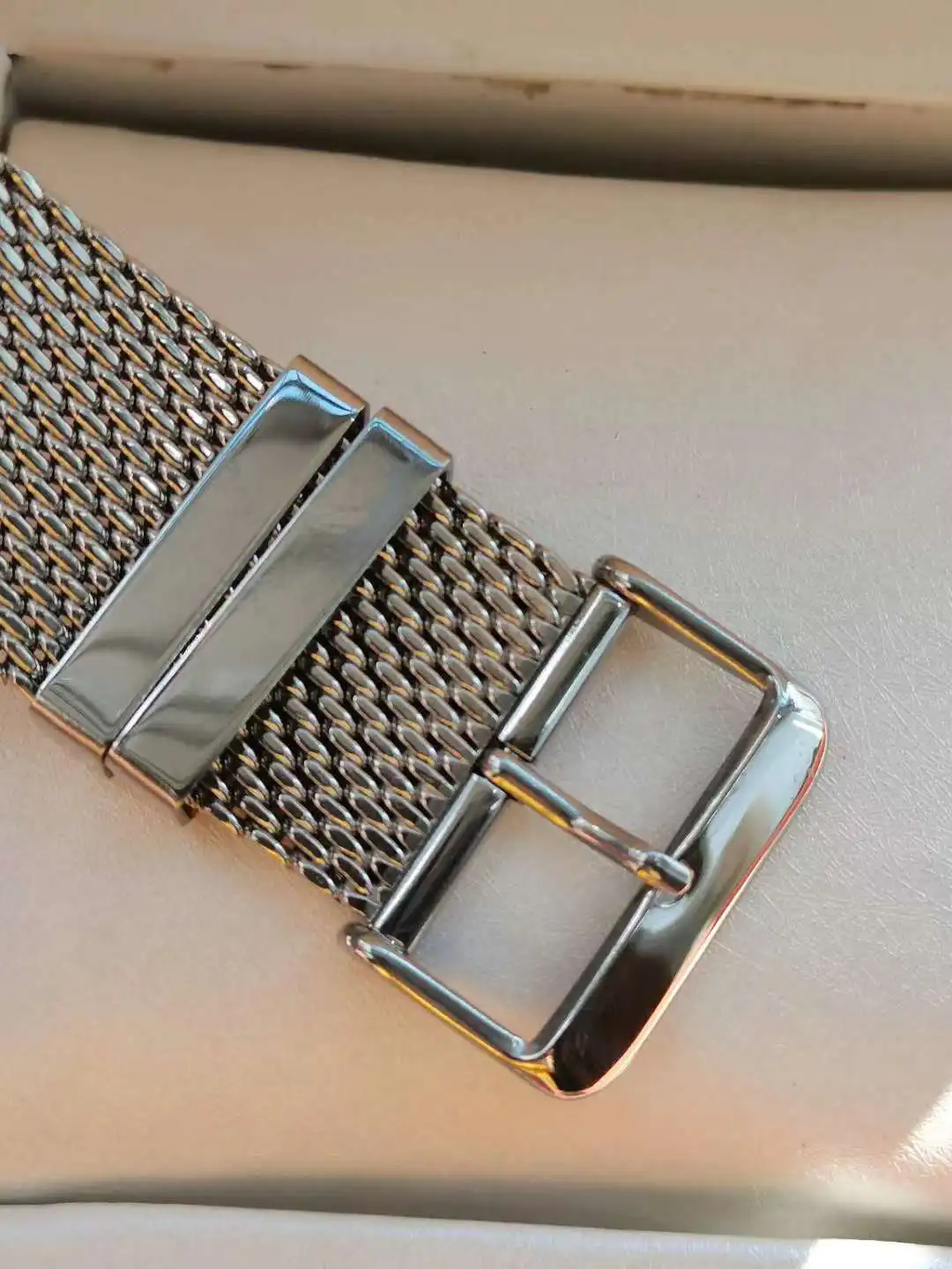 Quartz Watch Luxury Brand Watches Men Ultra-thin Waterproof Braided Steel Band Leather strap aaa Watch Fashion
Quartz Watch Luxury Brand Watches Men Ultra-thin Waterproof Braided Steel Band Leather strap aaa Watch Fashion