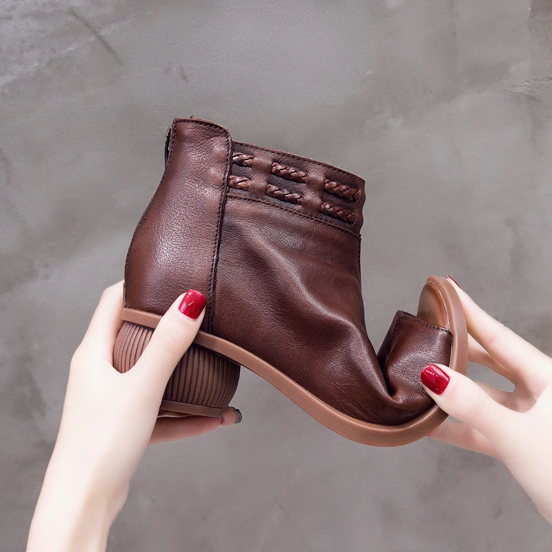 GKTINOO 2020 Summer Retro Handmade Genuine Leather Women's Sandals Thick Heel Heel Sandals Fashion Roman Women's Shoes
GKTINOO 2020 Summer Retro Handmade Genuine Leather Women's Sandals Thick Heel Heel Sandals Fashion Roman Women's Shoes