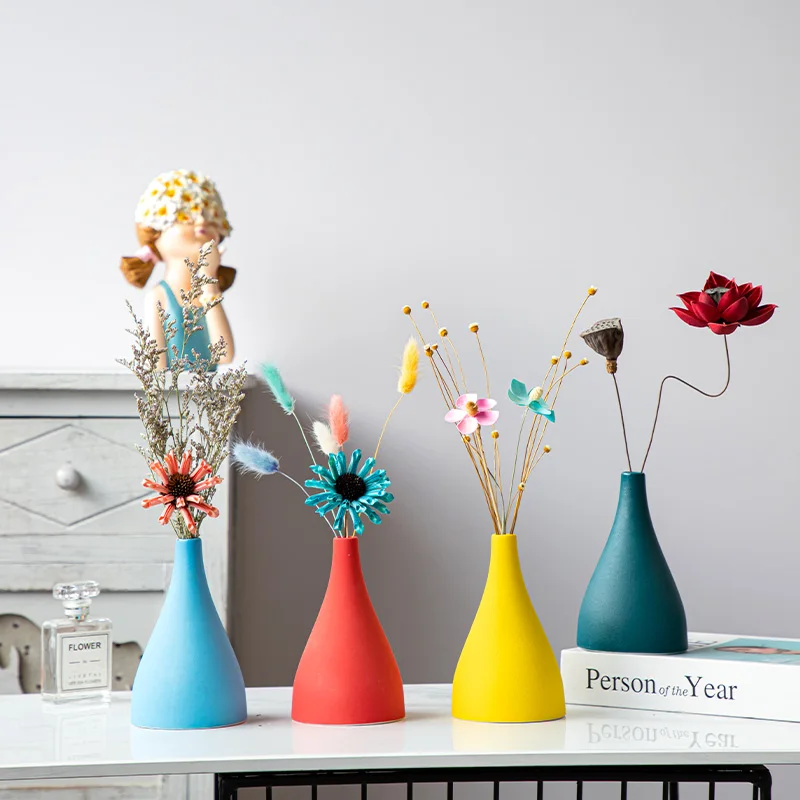 Nordic Minimalist Vase Ceramic Creative Modern Living Room Flower Arrangements Art Vase Dekoracje Do Domu Home Decor DB60HP
Nordic Minimalist Vase Ceramic Creative Modern Living Room Flower Arrangements Art Vase Dekoracje Do Domu Home Decor DB60HP