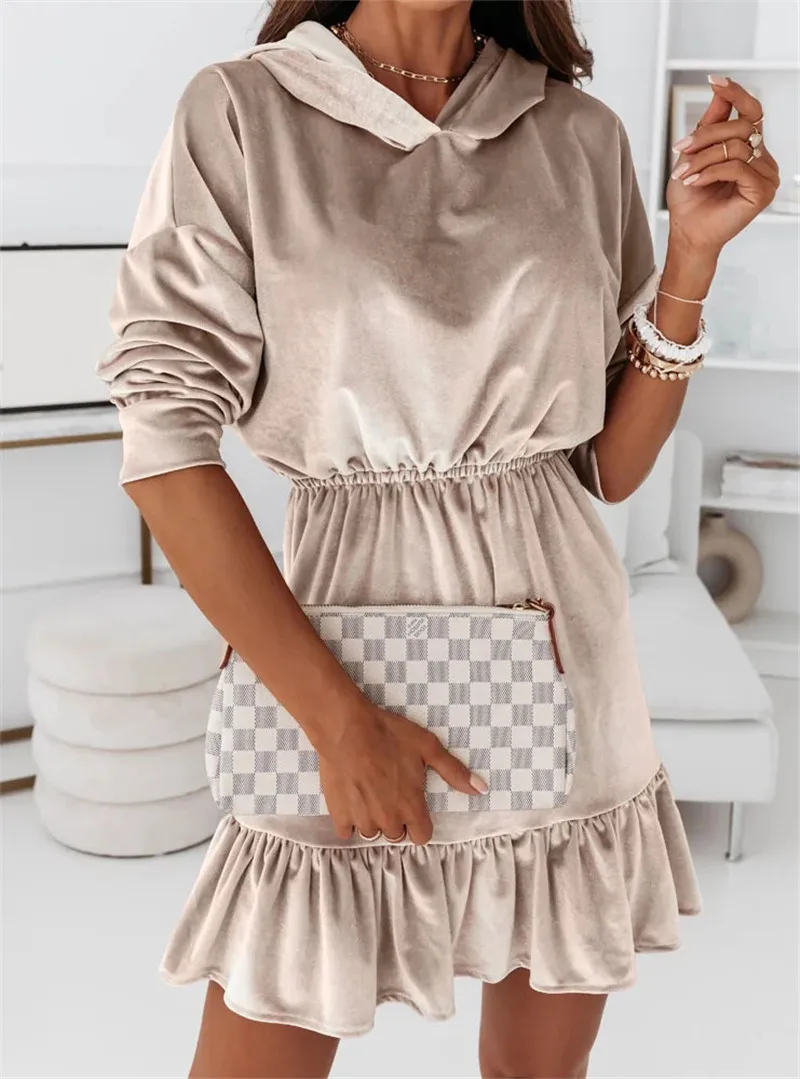 Women Robe Femme Autumn Winter Solid Color A-Line Dress Ruffles Long Sleeve Elastic Waist Velvet Warm Dress For Woman Vestidos
Women Robe Femme Autumn Winter Solid Color A-Line Dress Ruffles Long Sleeve Elastic Waist Velvet Warm Dress For Woman Vestidos