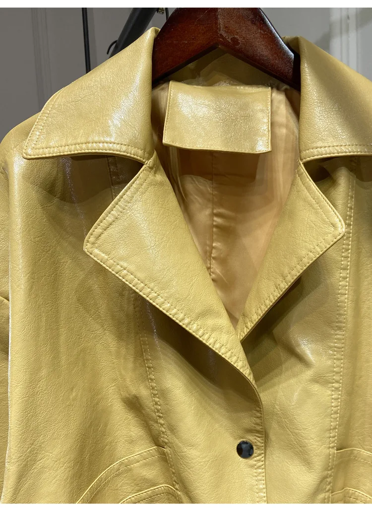 Chic Short Motorcycle Baseball Leather Coat Women's Spring And Autumn Korean Version Students' Vintage Bf Loose Pu Leather Jacke 
Chic Short Motorcycle Baseball Leather Coat Women's Spring And Autumn Korean Version Students' Vintage Bf Loose Pu Leather Jacke